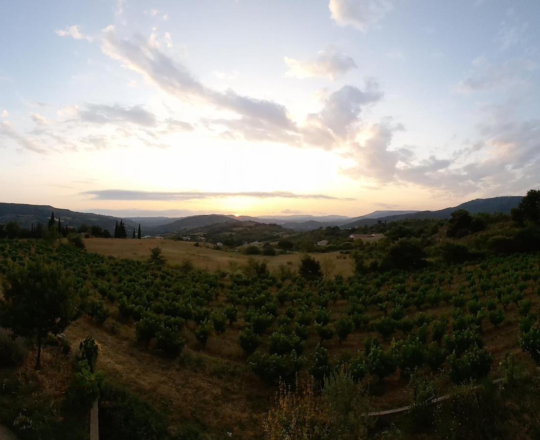 Gite Vigneron Du Domaine D'Alon Magrie Exterior foto